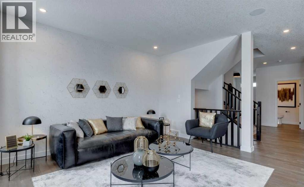 Photo 20 of 70 Larkspur Bend, Okotoks AB