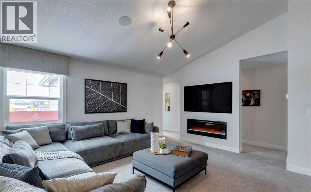 Photo 5 of 70 Larkspur Bend, Okotoks AB