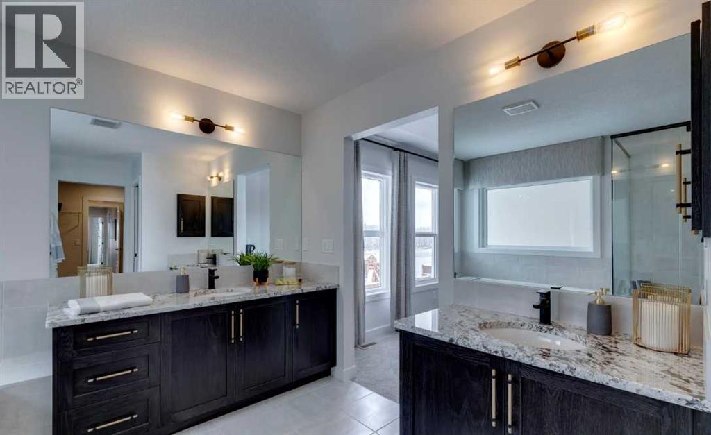 Photo 32 of 70 Larkspur Bend, Okotoks AB
