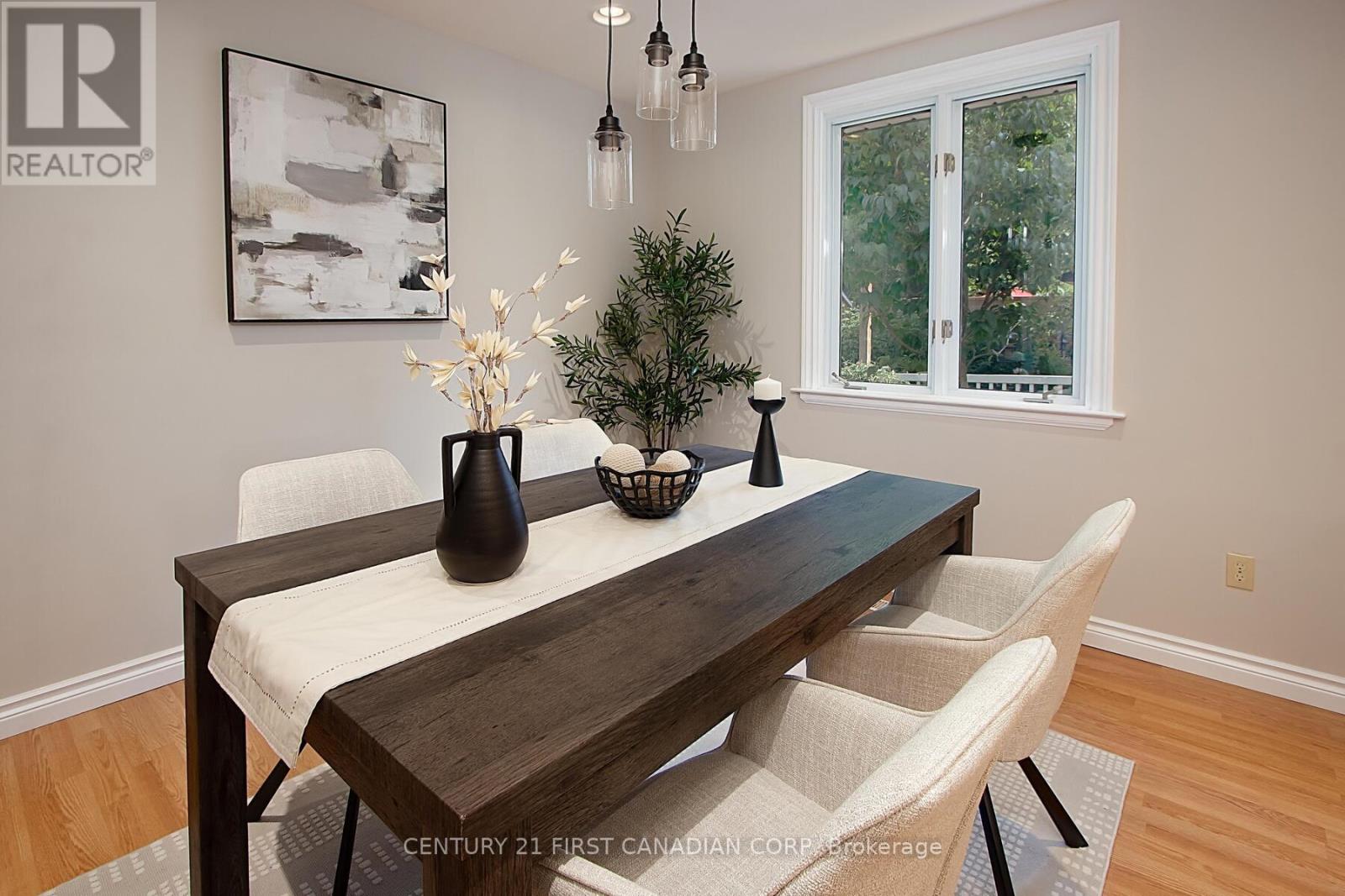 Photo 37 of 68 Nottinghill Crescent, London South ON