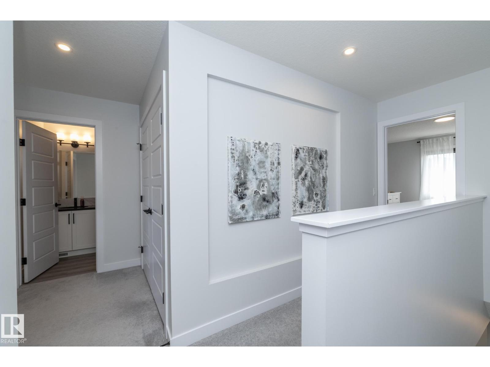 Photo 22 of 197 Charlesworth Dr Sw, Edmonton AB