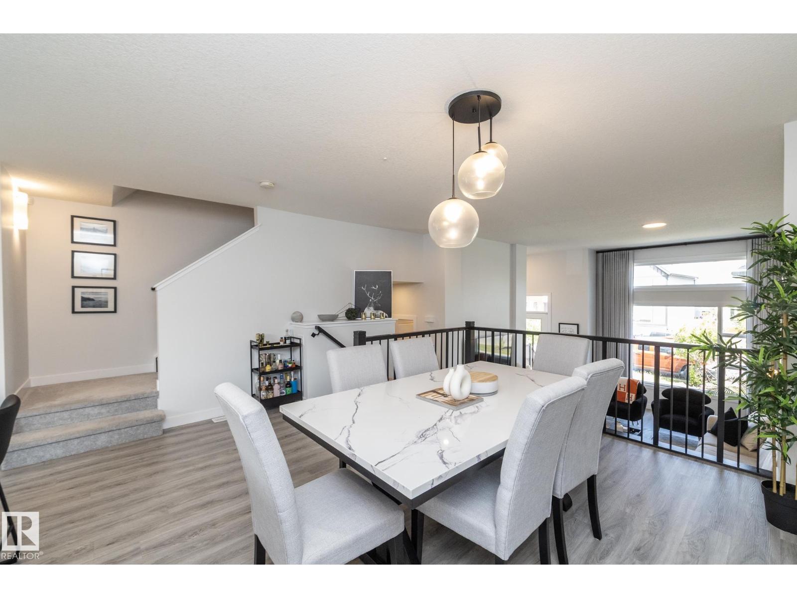 Photo 5 of 197 Charlesworth Dr Sw, Edmonton AB