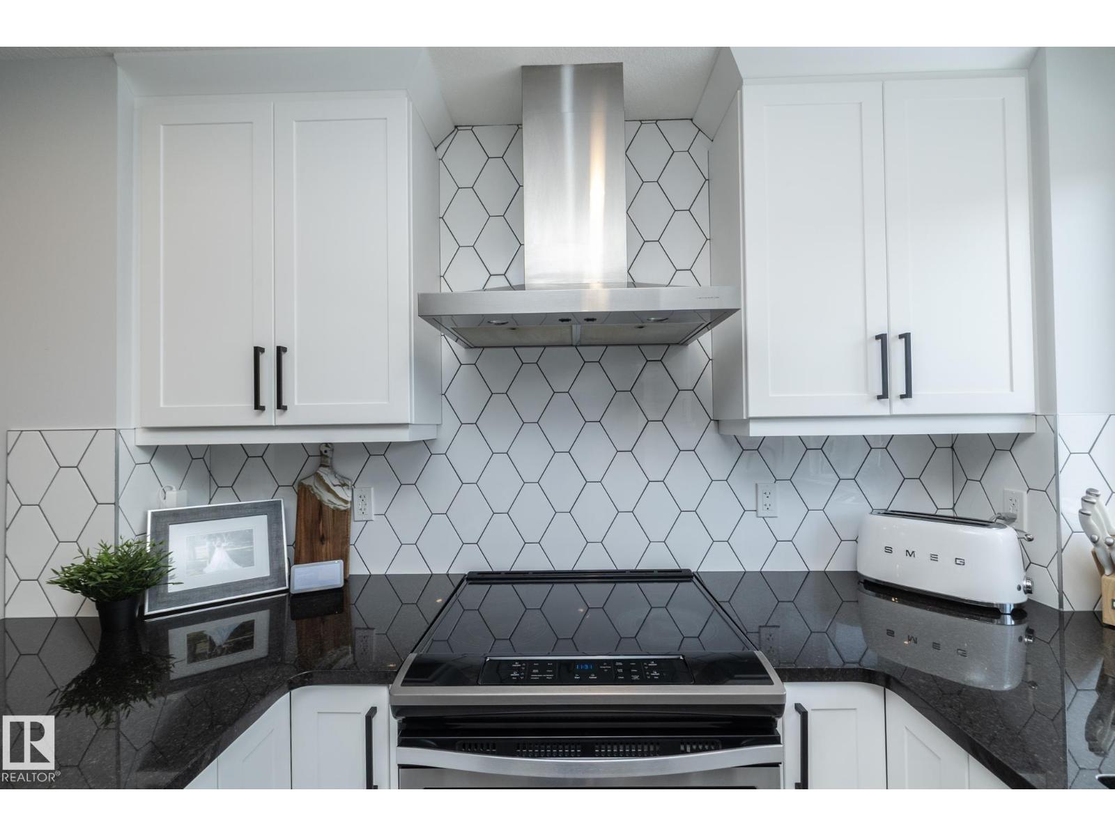 Photo 39 of 197 Charlesworth Dr Sw, Edmonton AB