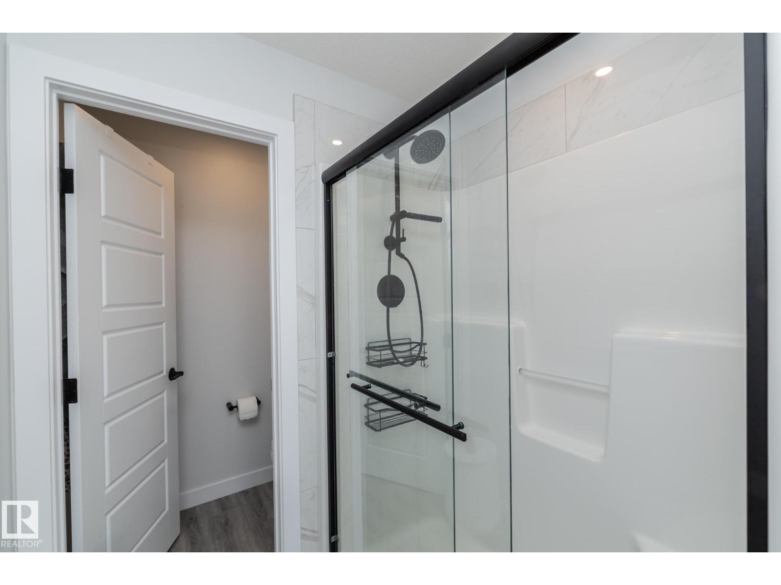 Photo 56 of 197 Charlesworth Dr Sw, Edmonton AB