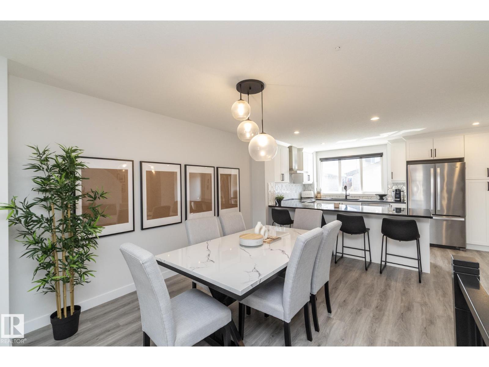 Photo 43 of 197 Charlesworth Dr Sw, Edmonton AB