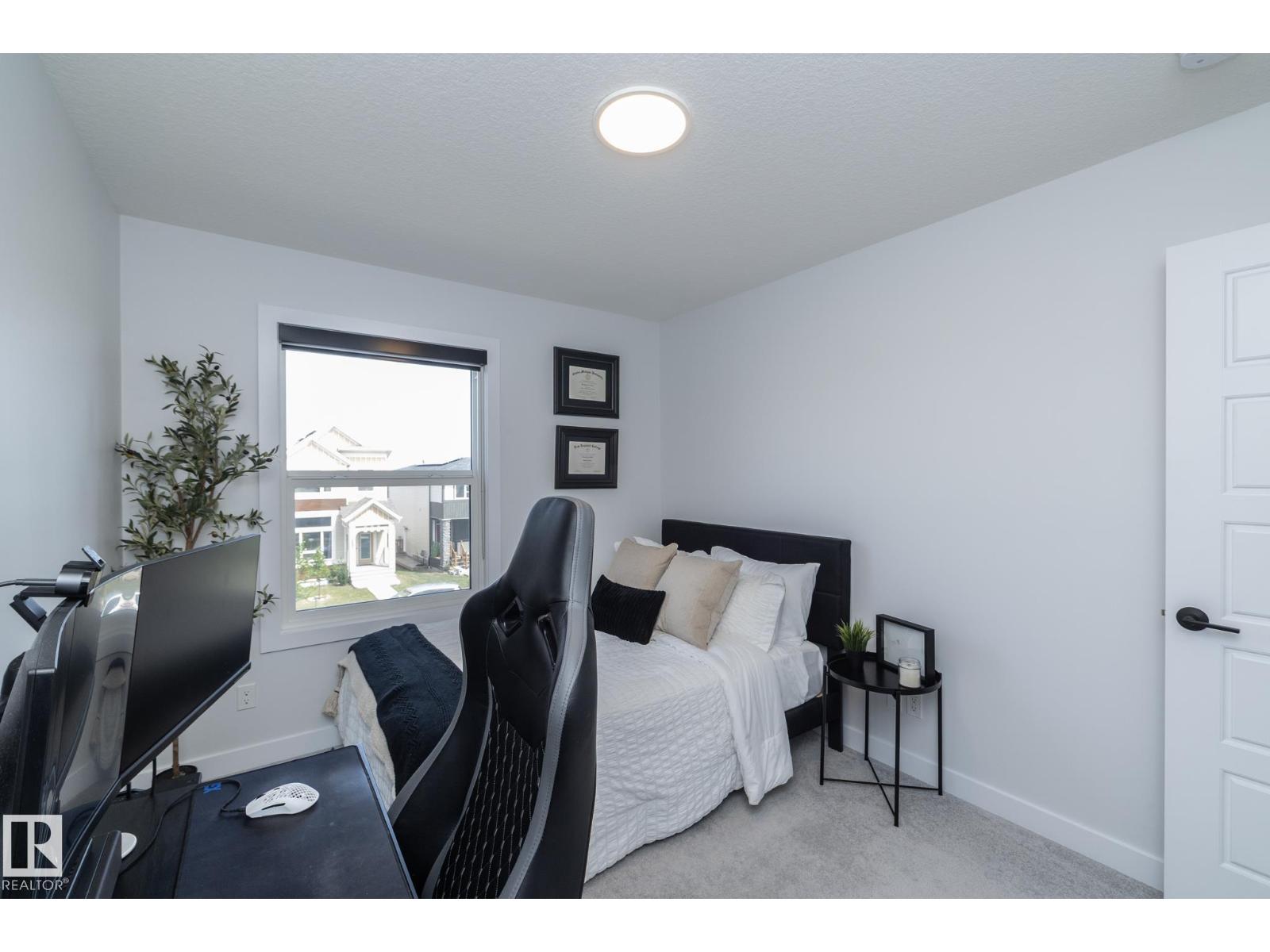 Photo 7 of 197 Charlesworth Dr Sw, Edmonton AB