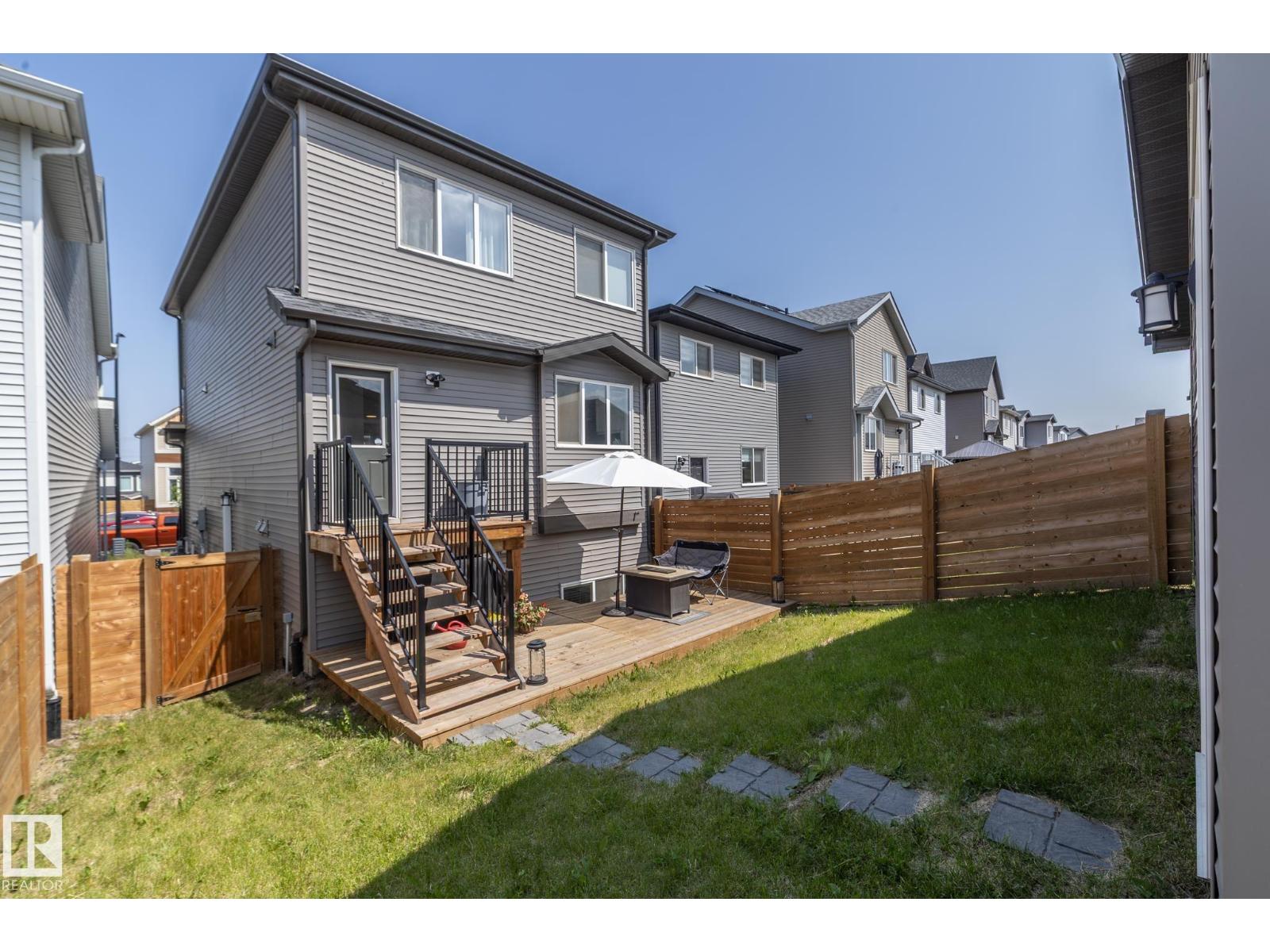 Photo 49 of 197 Charlesworth Dr Sw, Edmonton AB