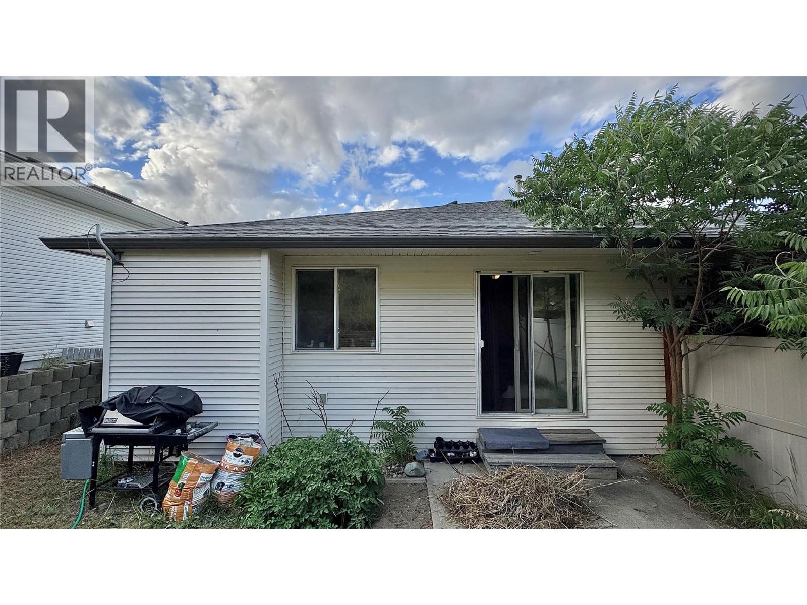 Photo 1 of 741 Dunrobin Drive, Kamloops BC