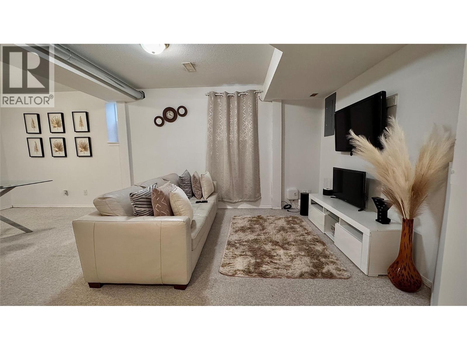 Photo 31 of 741 Dunrobin Drive, Kamloops BC