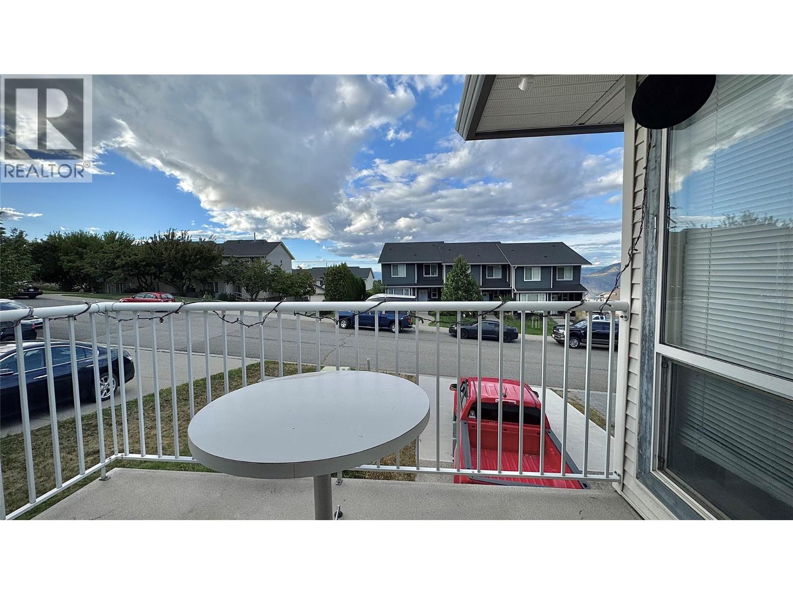 Photo 15 of 741 Dunrobin Drive, Kamloops BC