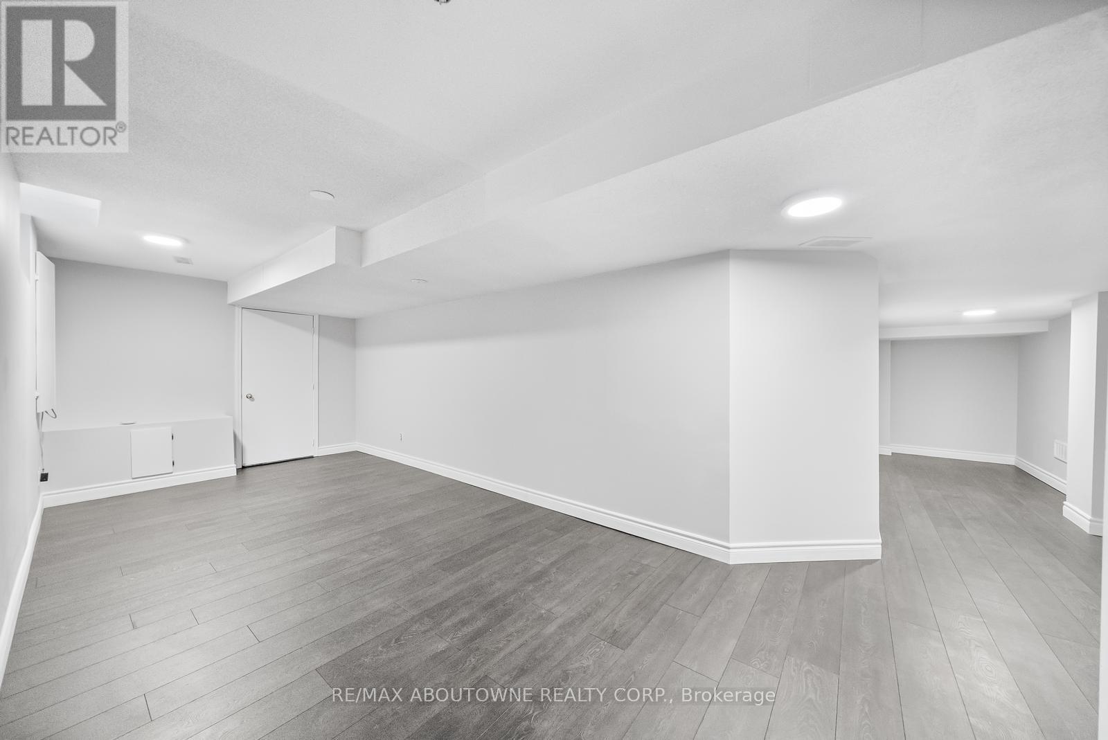 Photo 34 of 71 Cobblehill Crescent, Brampton ON