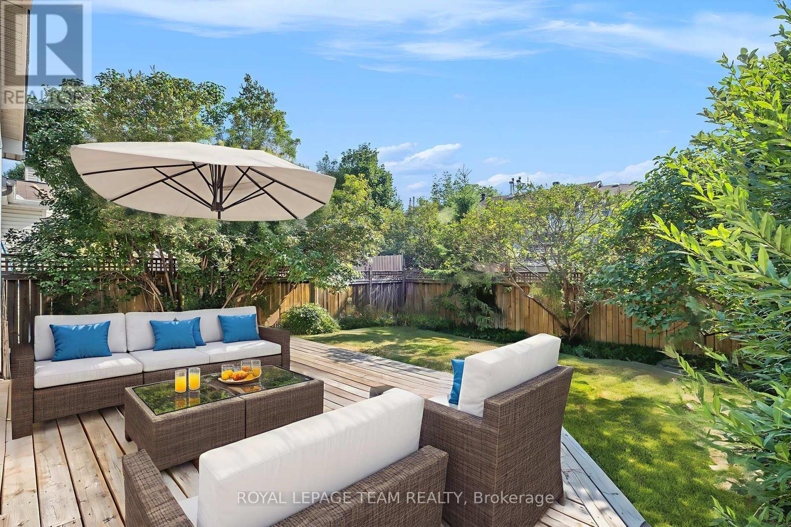 Photo 30 of 239 Markland Crescent, Ottawa ON