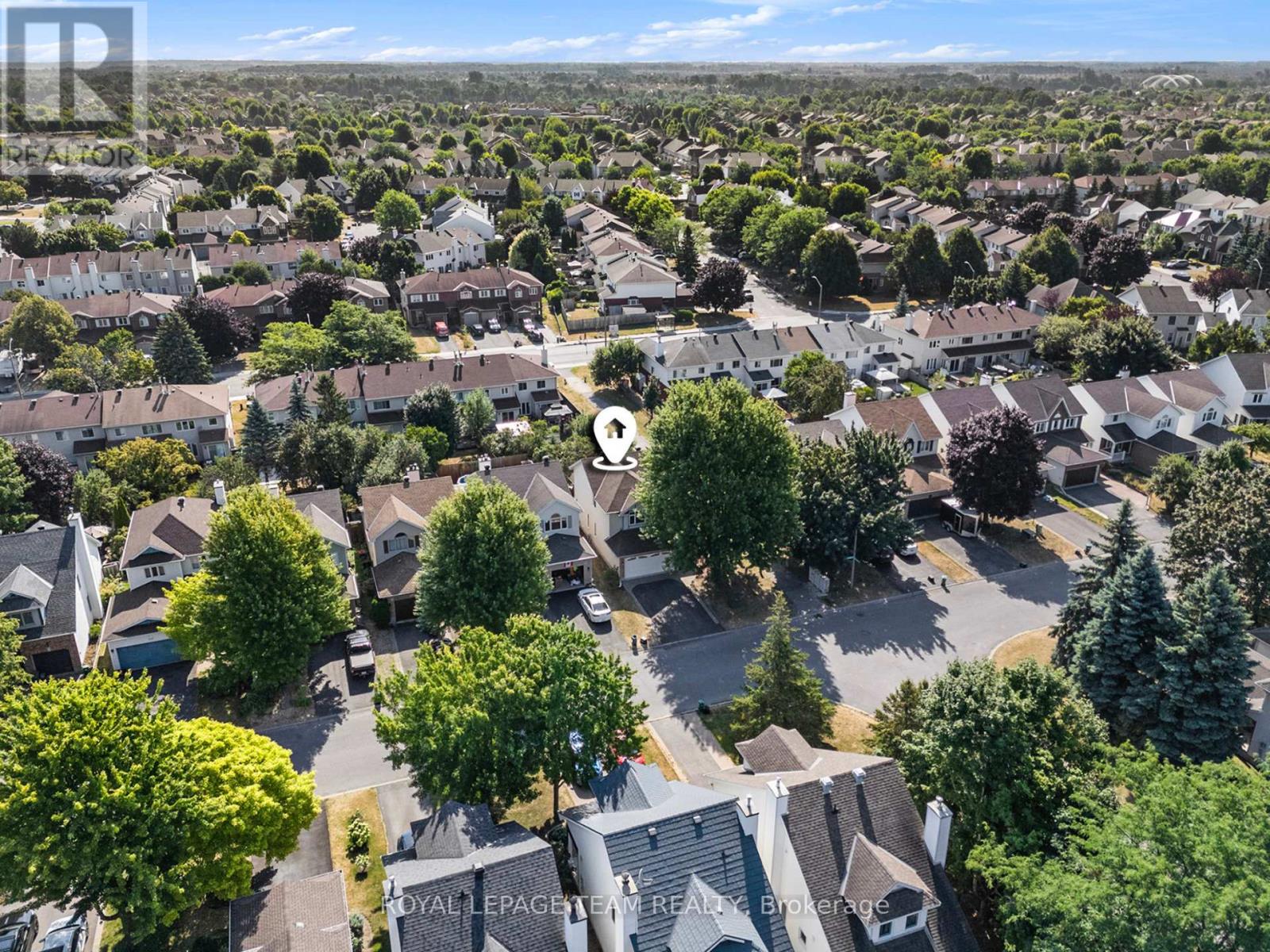 Photo 33 of 239 Markland Crescent, Ottawa ON