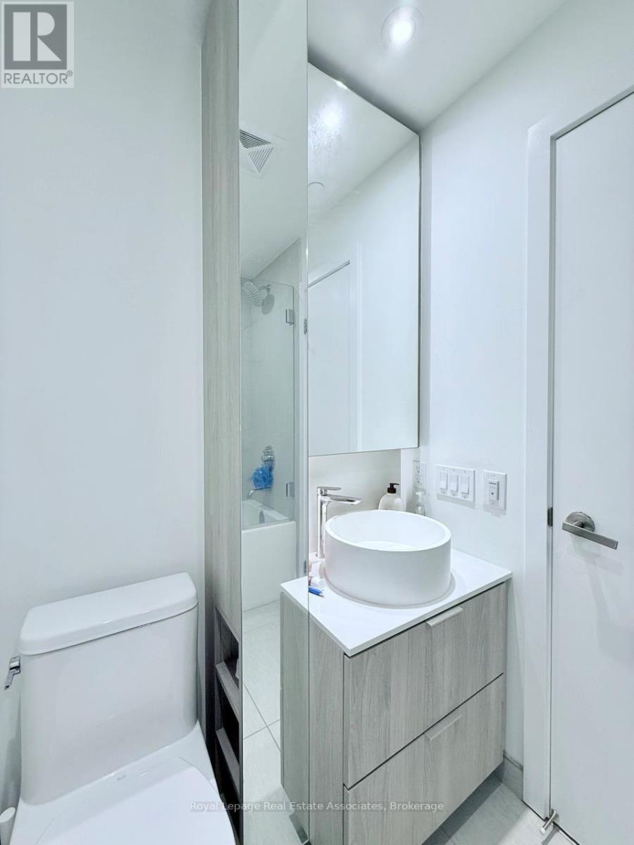 Photo 12 of 1406 28 Ann Street, Mississauga ON