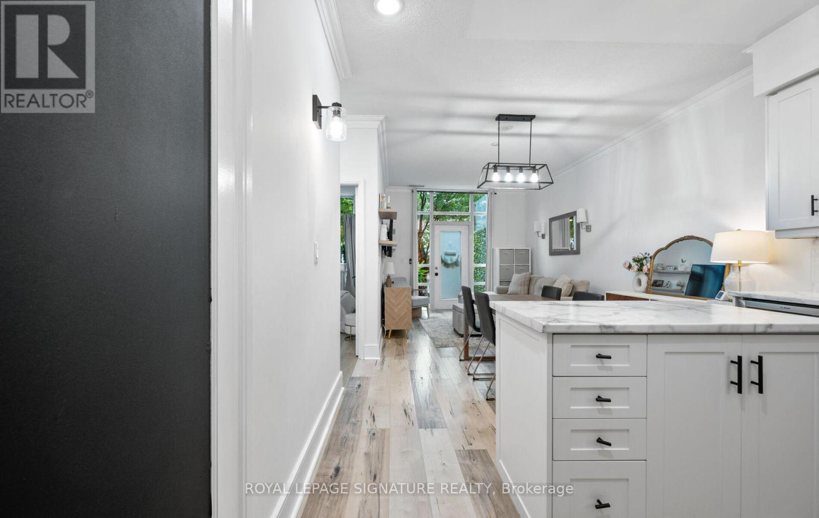 Photo 23 of 104 80 Absolute Avenue, Mississauga ON