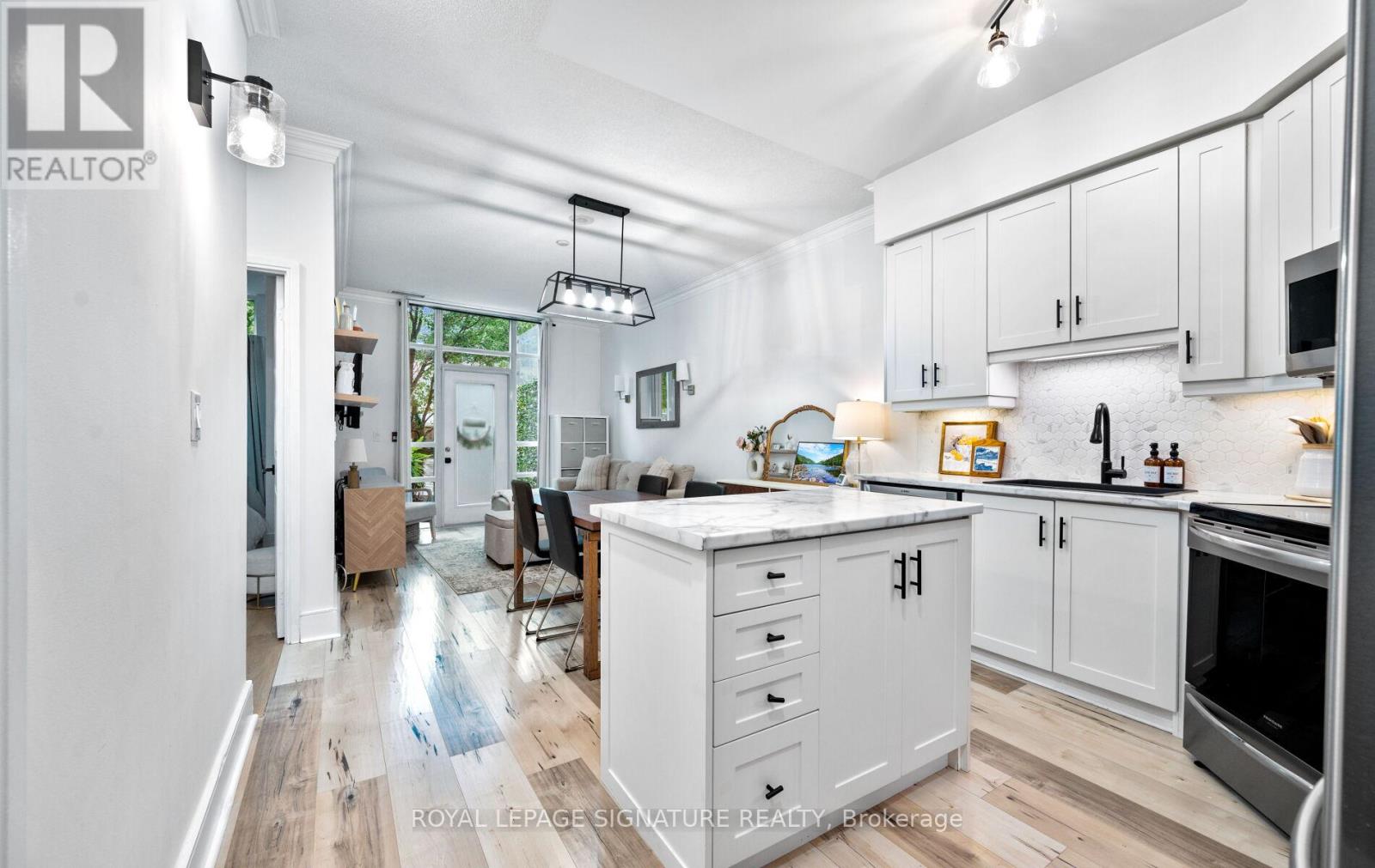 Photo 41 of 104 80 Absolute Avenue, Mississauga ON