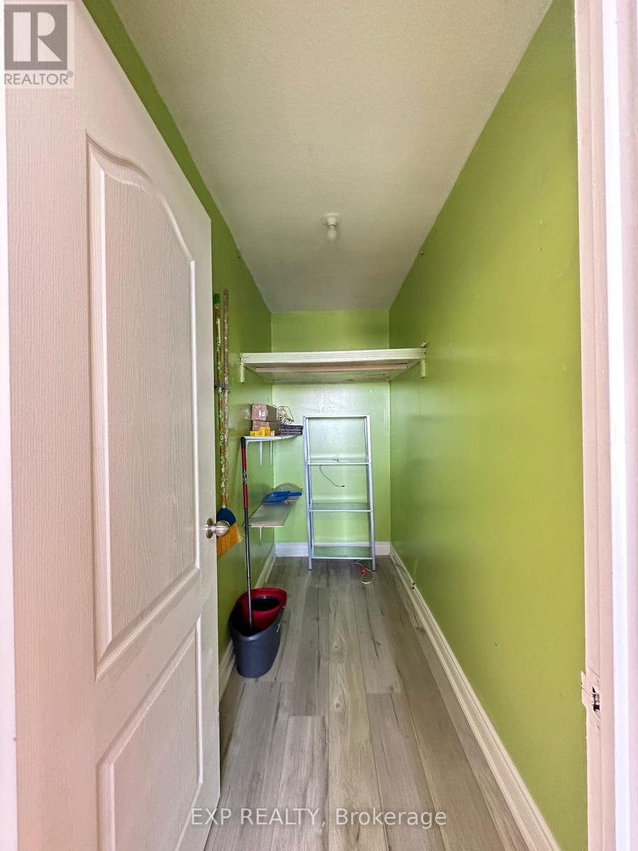 Photo 3 of 1413 50 Mississauga Valley, Mississauga ON