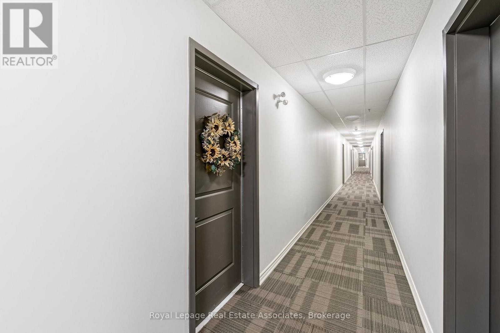 Photo 12 of 304 1370 Costigan Road, Milton ON