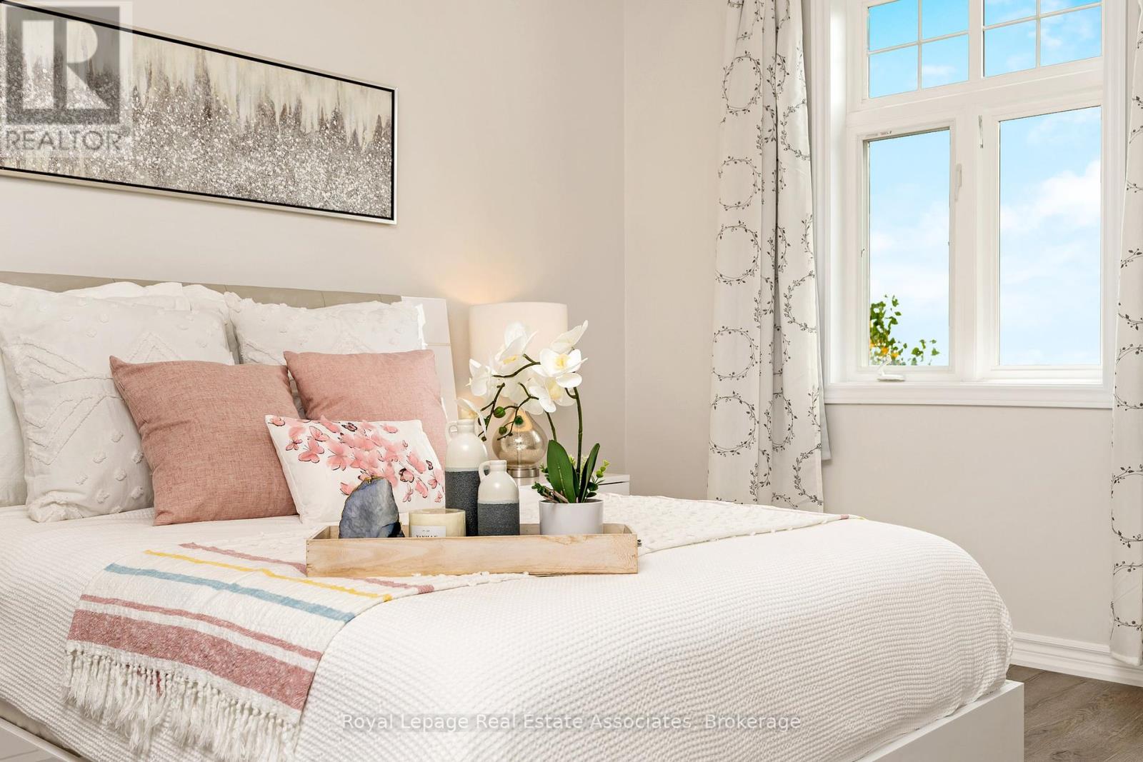 Photo 28 of 304 1370 Costigan Road, Milton ON
