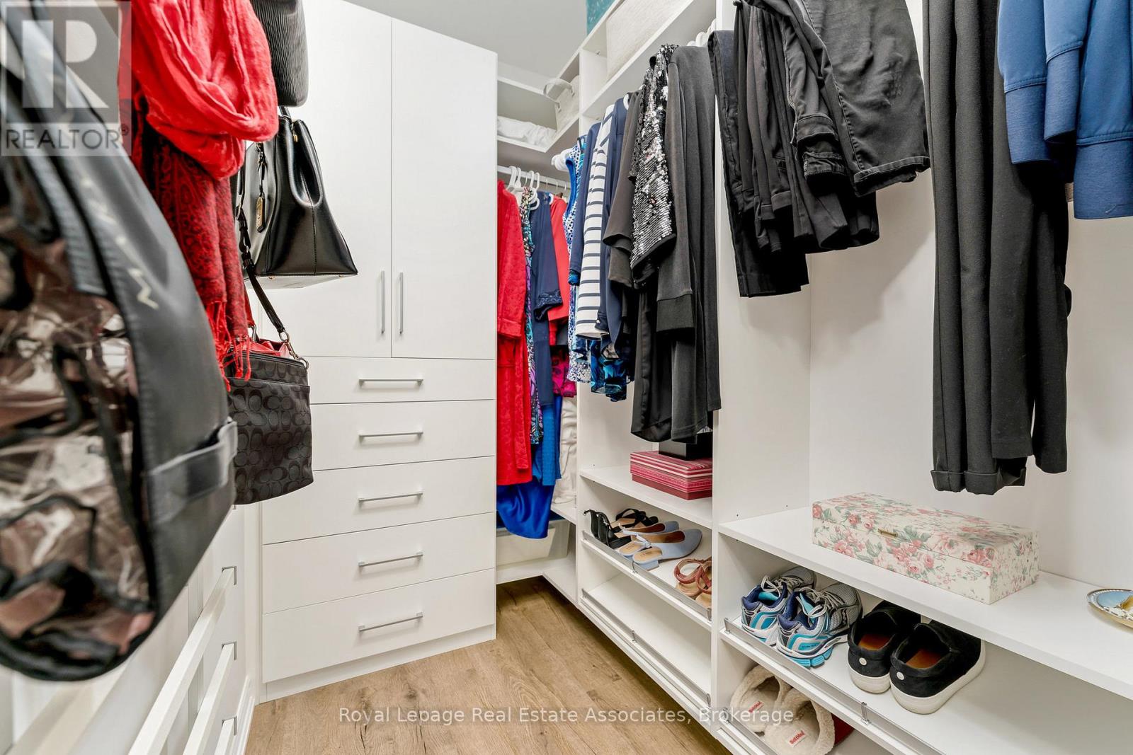 Photo 31 of 304 1370 Costigan Road, Milton ON