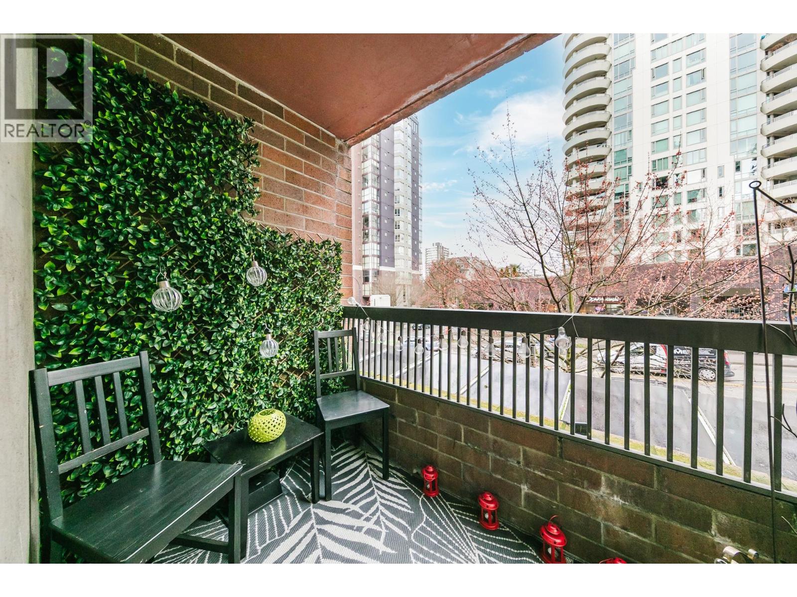 Photo 21 of 209 1330 Burrard Street, Vancouver BC