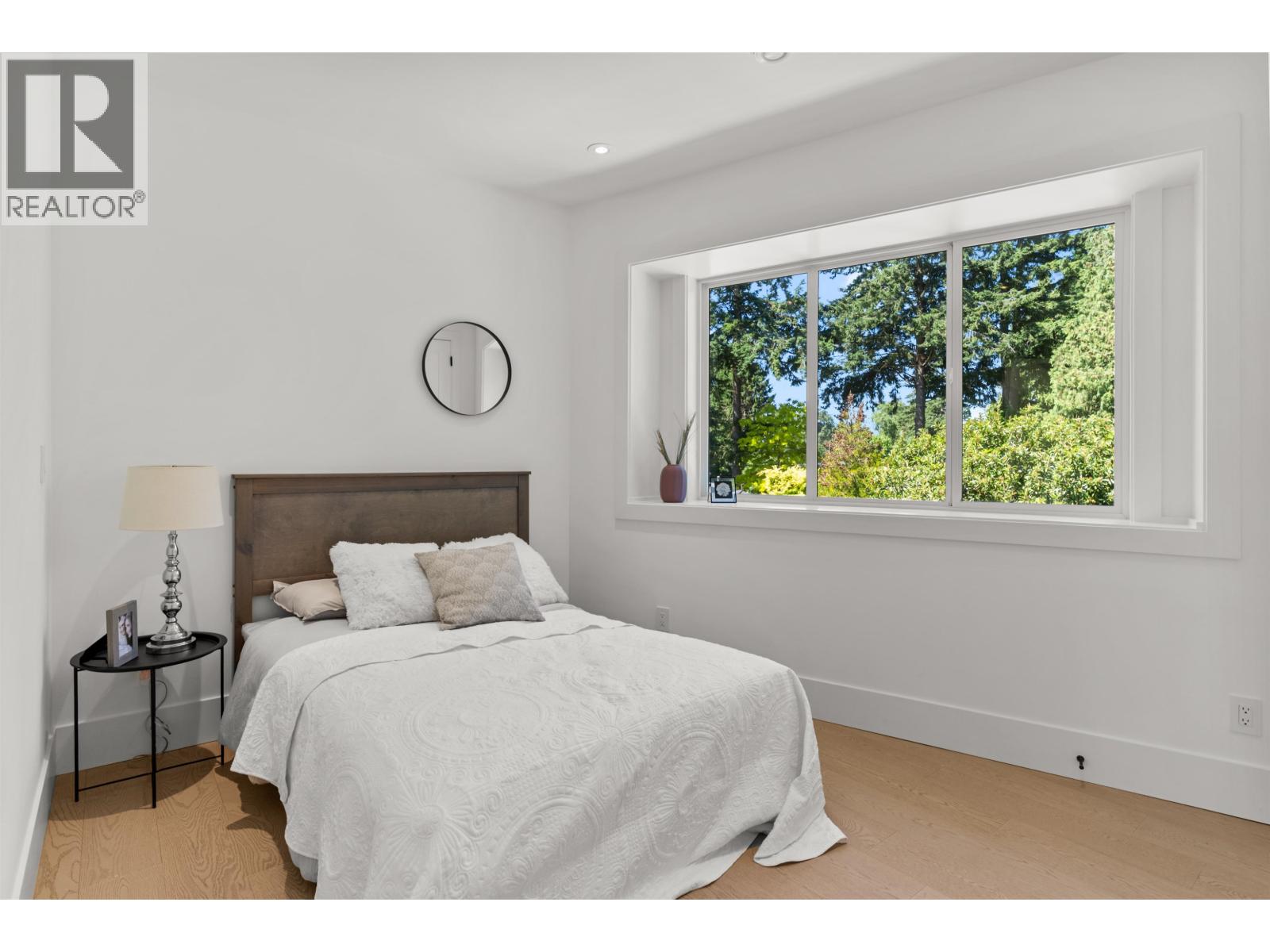 Photo 2 of 1519 Braid Road, Delta BC