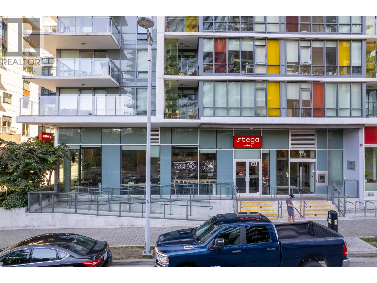 Photo 26 of 1778 Columbia Street, Vancouver BC