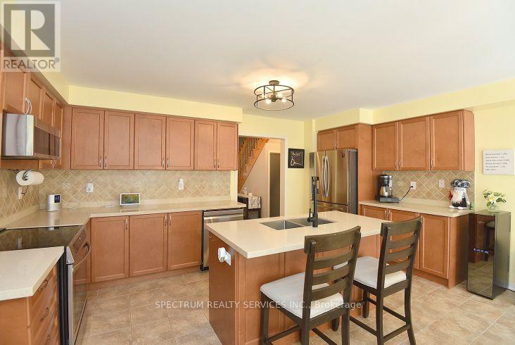 Photo 5 of 56 Mcknight Avenue, Hamilton ON