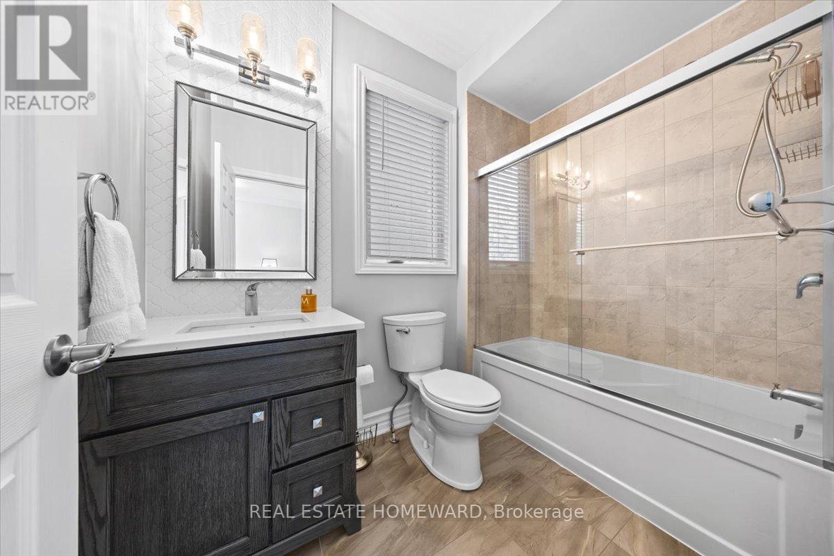 Photo 17 of 207 Cranesbill Road, Ottawa ON