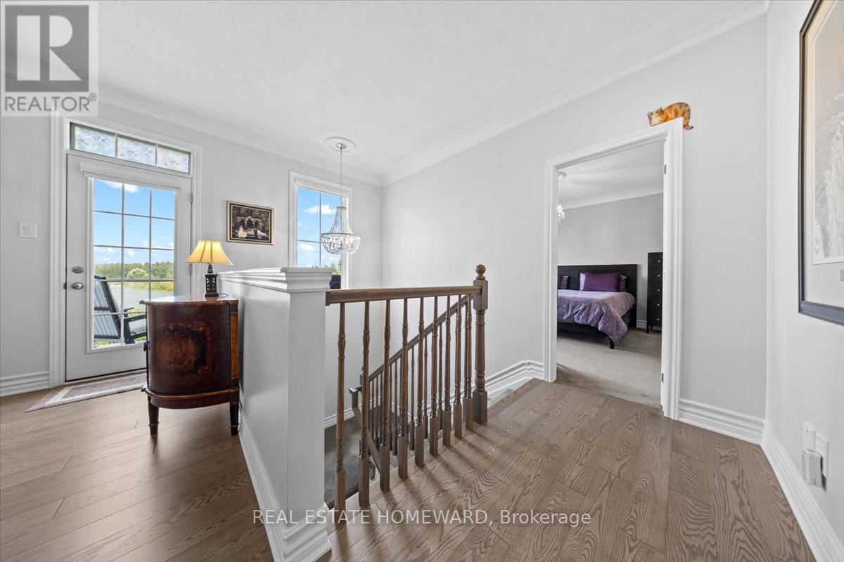 Photo 24 of 207 Cranesbill Road, Ottawa ON