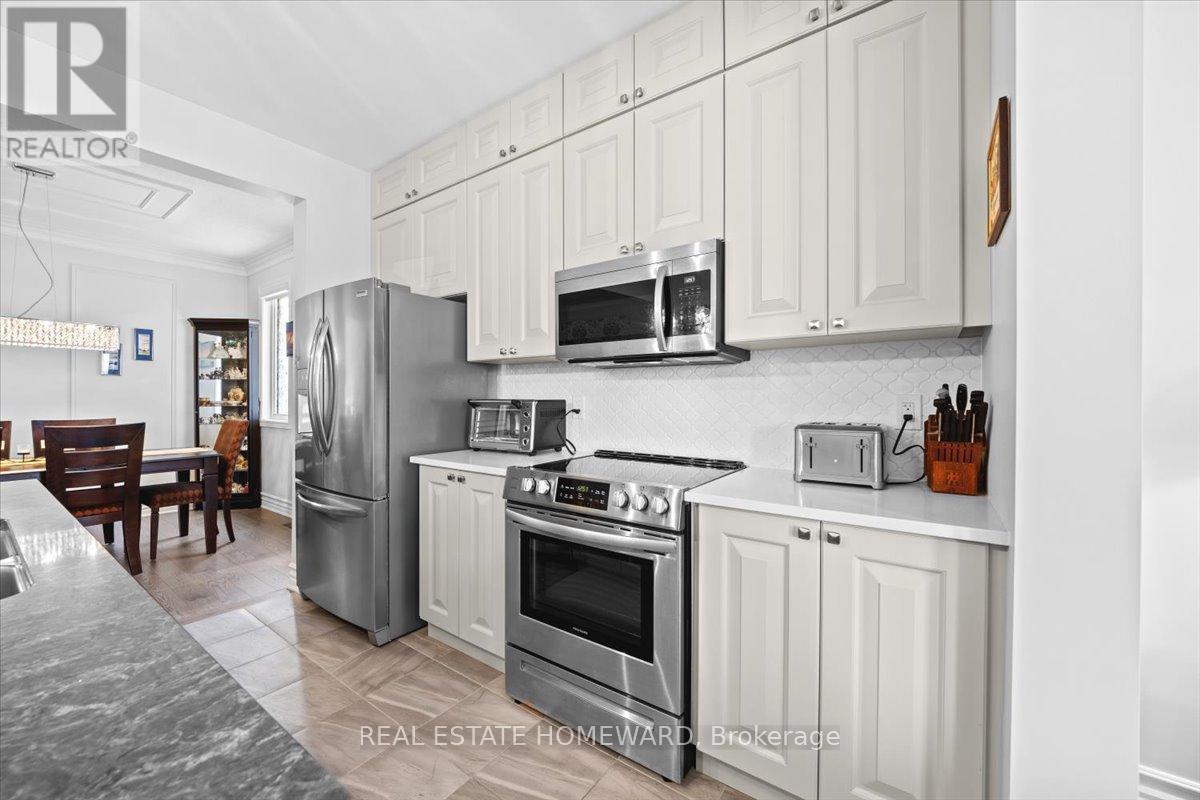 Photo 8 of 207 Cranesbill Road, Ottawa ON