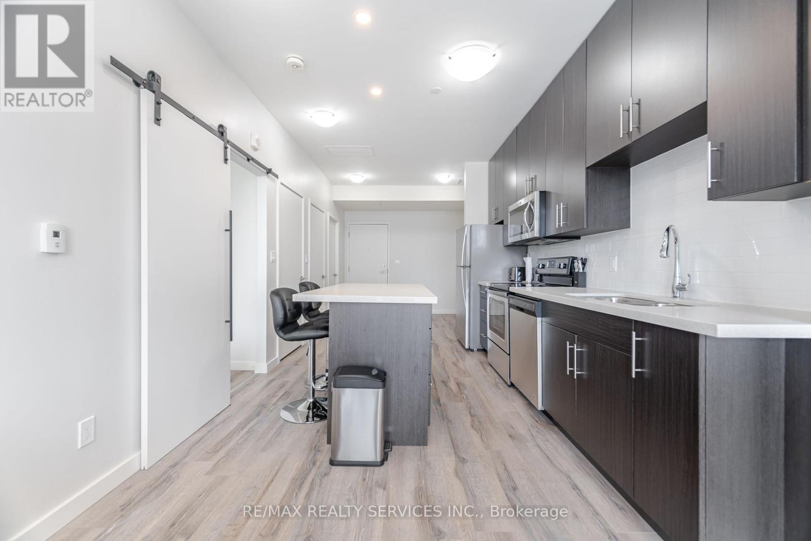 Photo 26 of 311 690 King Street W, Kitchener ON