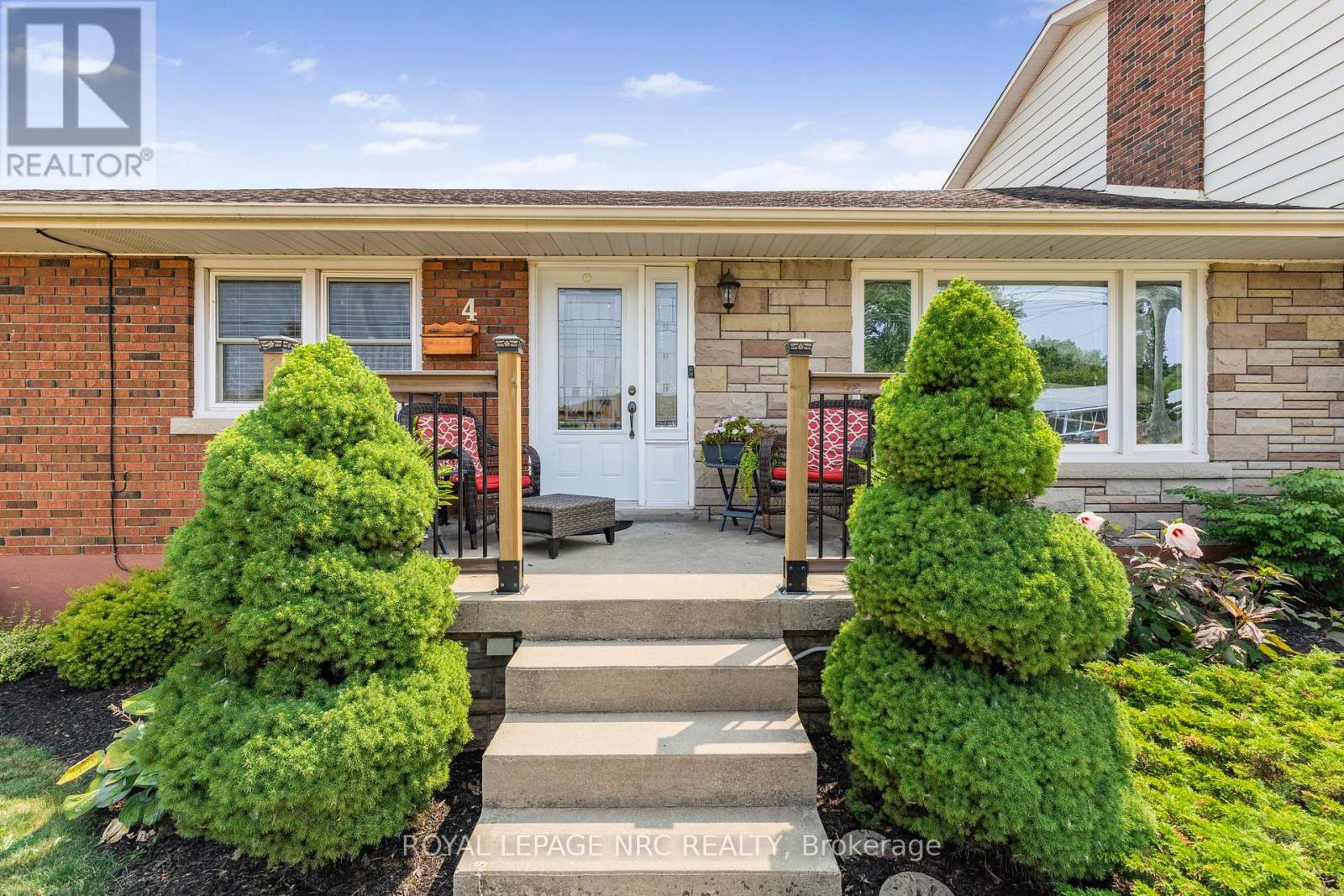 Photo 9 of 4 Cline Road, Grimsby ON