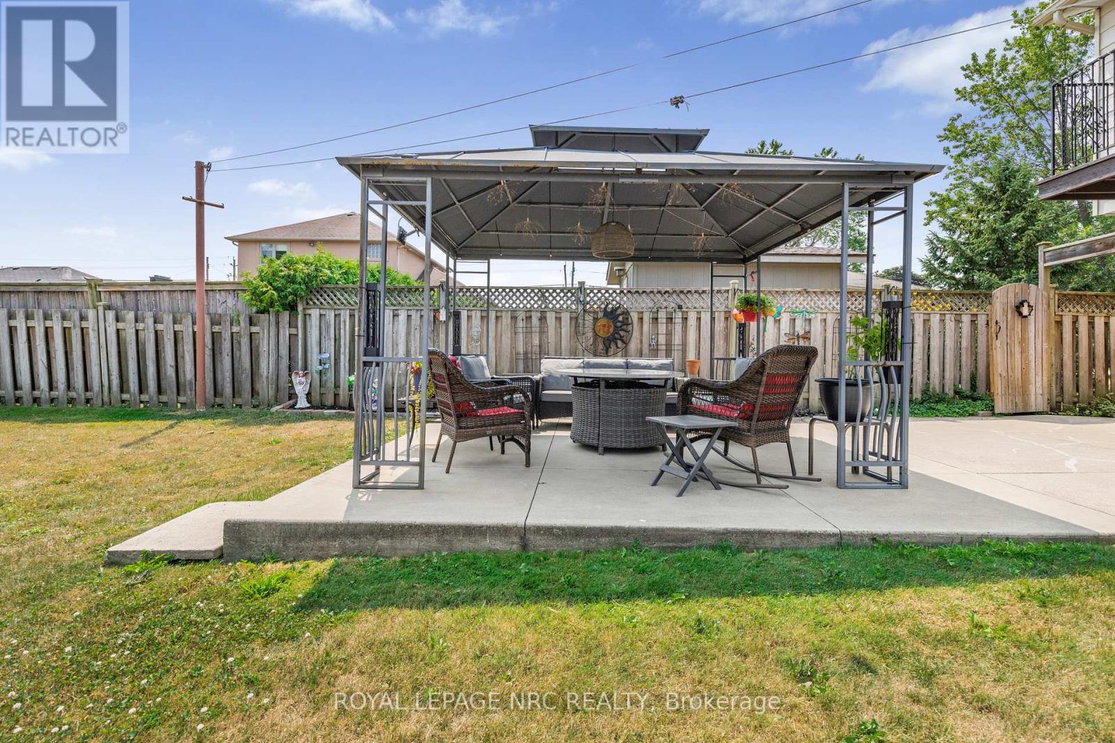 Photo 44 of 4 Cline Road, Grimsby ON