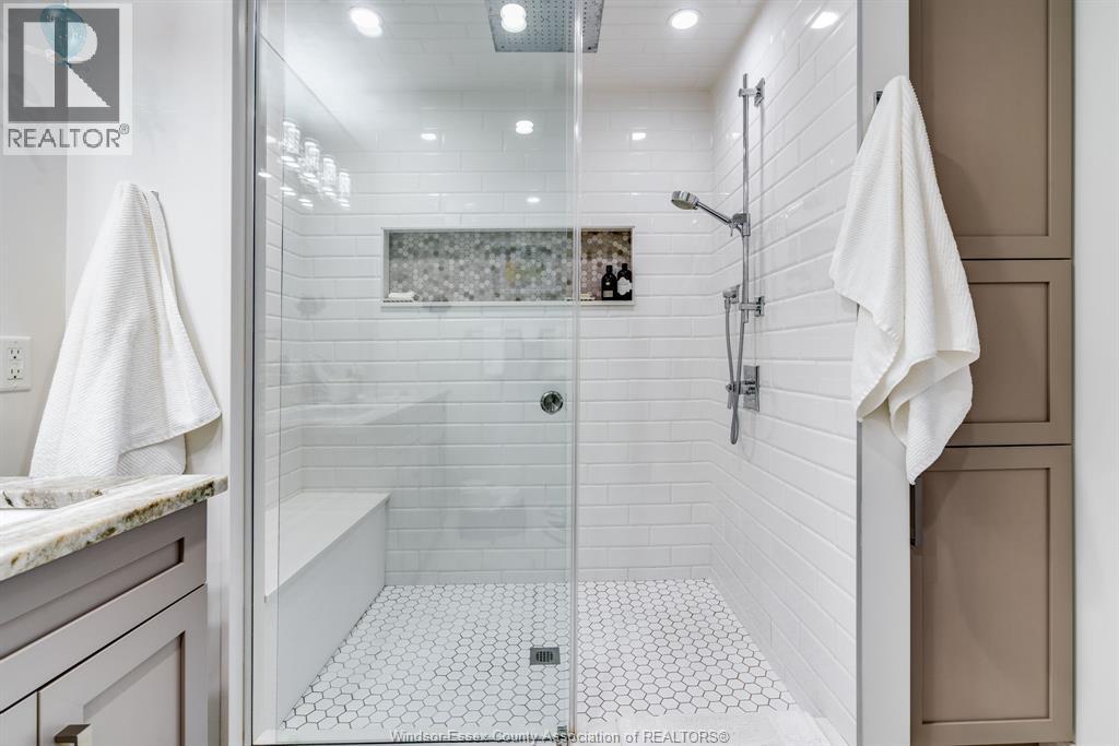 Photo 22 of 9 Montego Bay Crescent, Kingsville ON