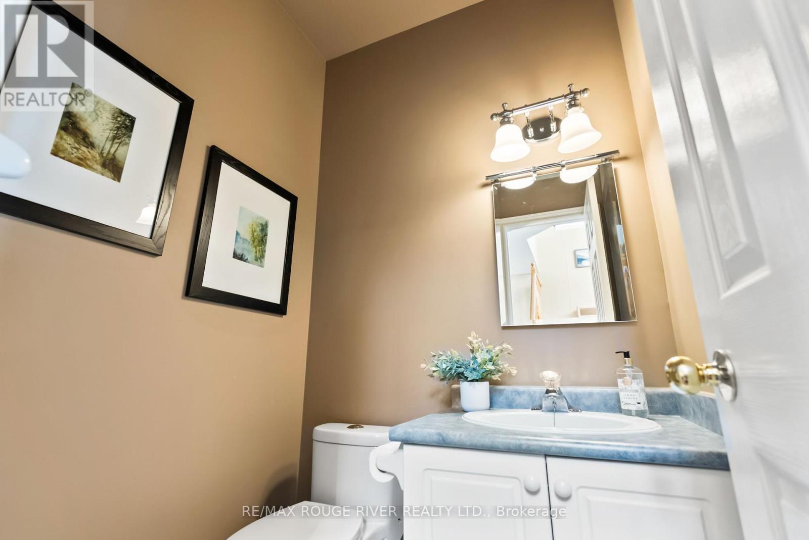 Photo 19 of 35 2800 Courtice Road, Clarington ON