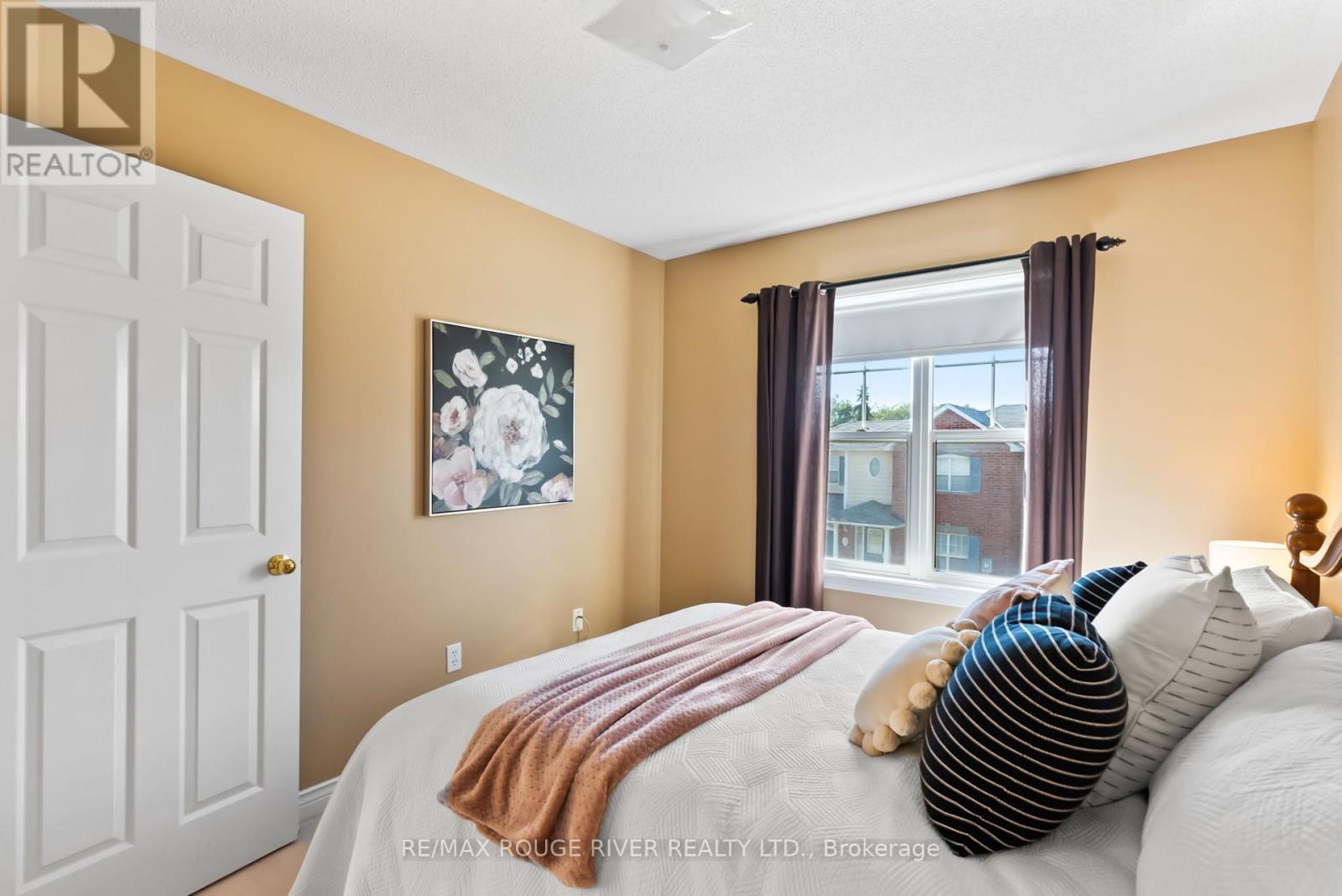 Photo 21 of 35 2800 Courtice Road, Clarington ON