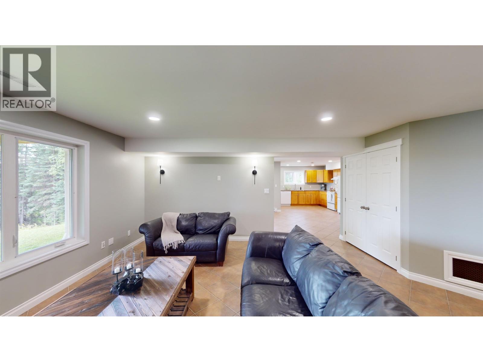 4976 TEN MILE LAKE ROAD, Quesnel