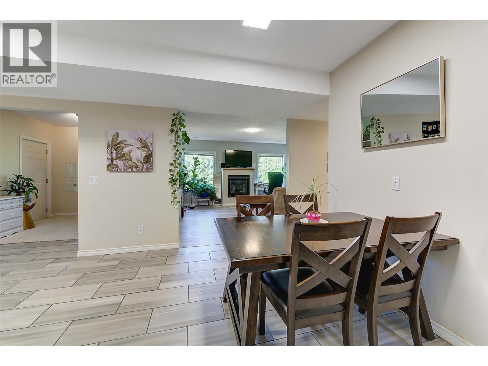 Photo 8 of 1420 Bentien Road, Kelowna BC