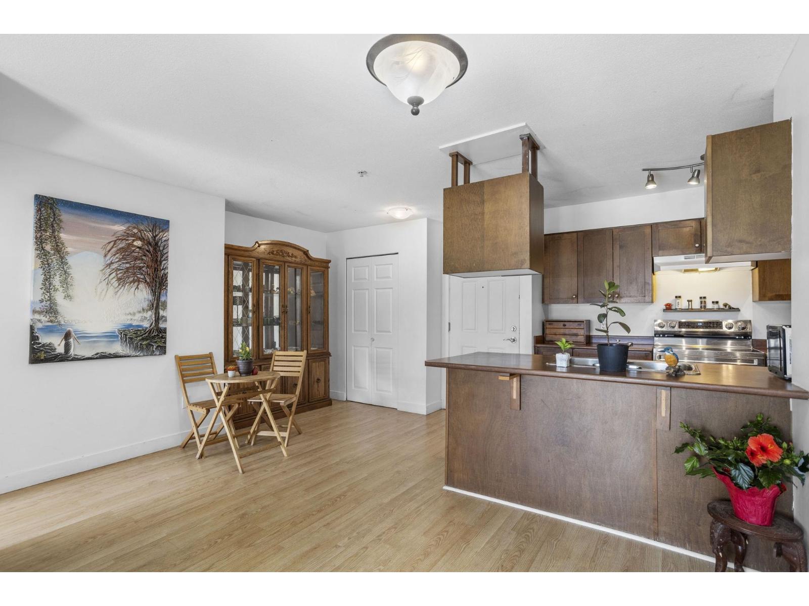 Photo 11 of 108 33960 Old Yale Road, Abbotsford BC