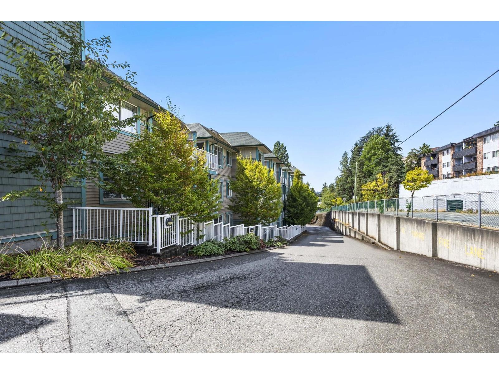 Photo 4 of 108 33960 Old Yale Road, Abbotsford BC