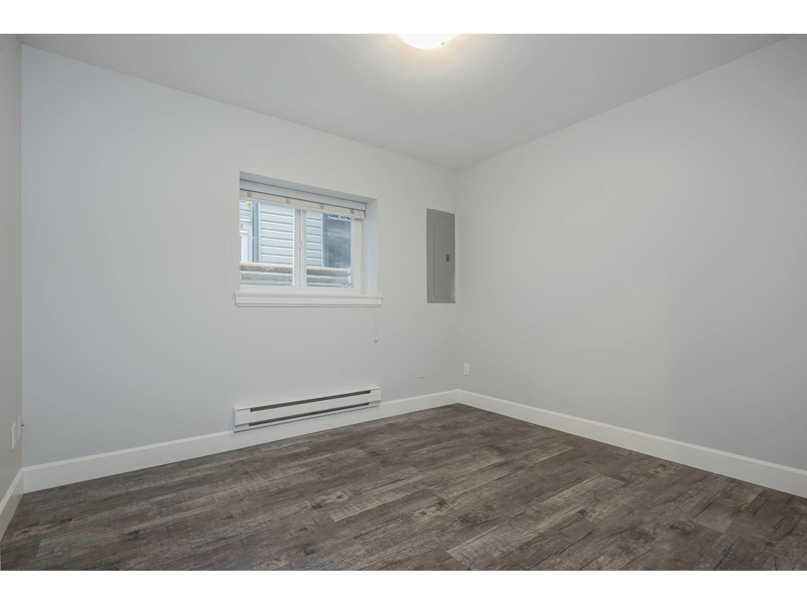 Photo 2 of 19090 68 Avenue, Surrey BC