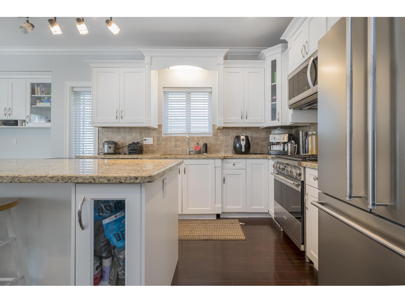 Photo 20 of 19090 68 Avenue, Surrey BC