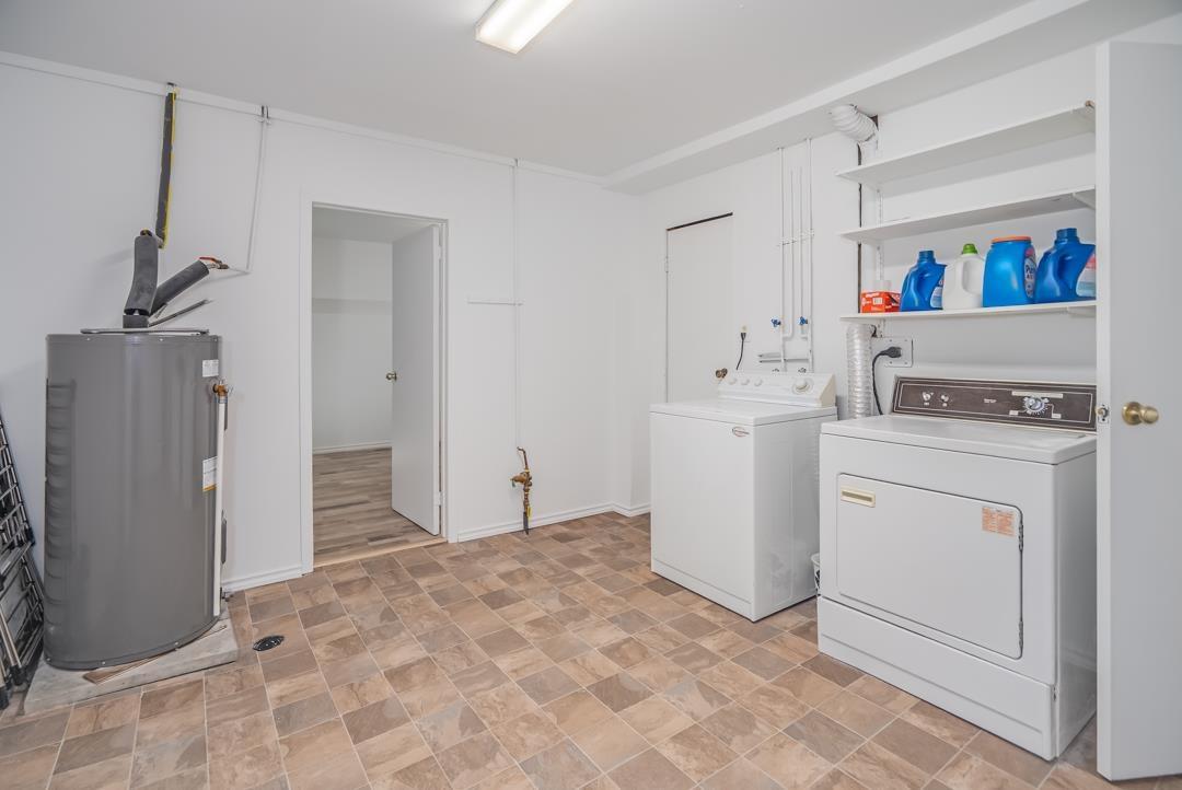Photo 25 of 35340 Selkirk Avenue, Abbotsford BC