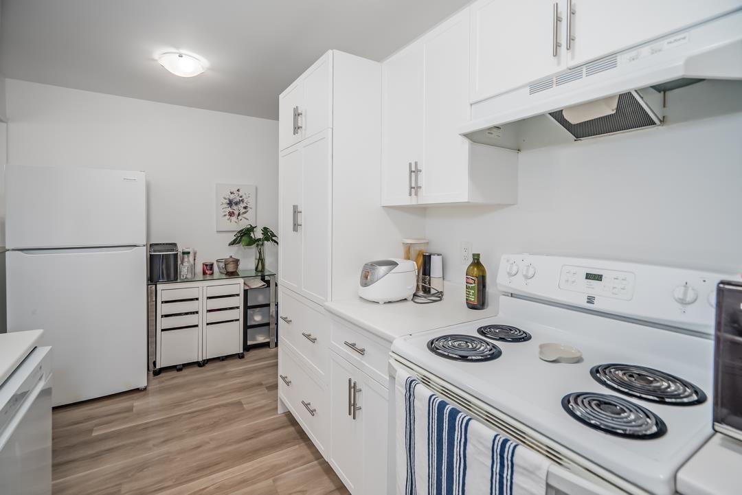 Photo 16 of 35340 Selkirk Avenue, Abbotsford BC