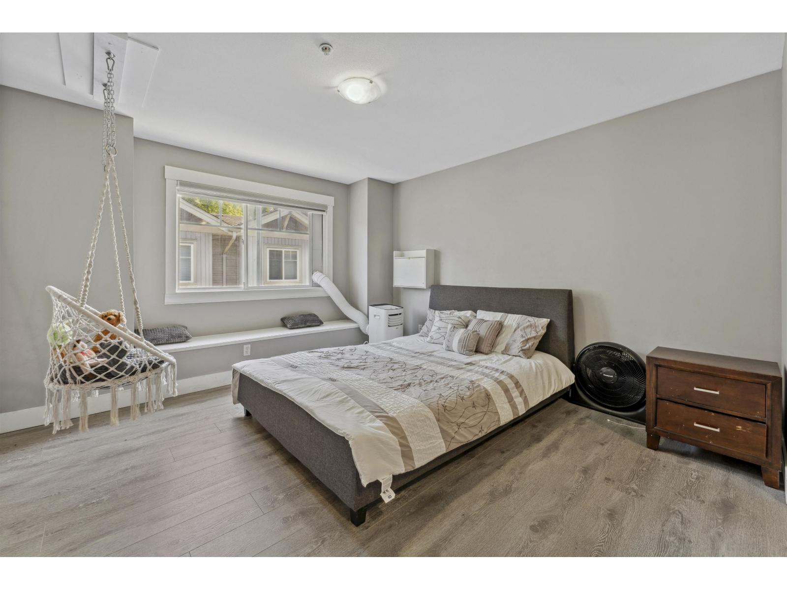 Photo 2 of 92 12040 68 Avenue, Surrey BC