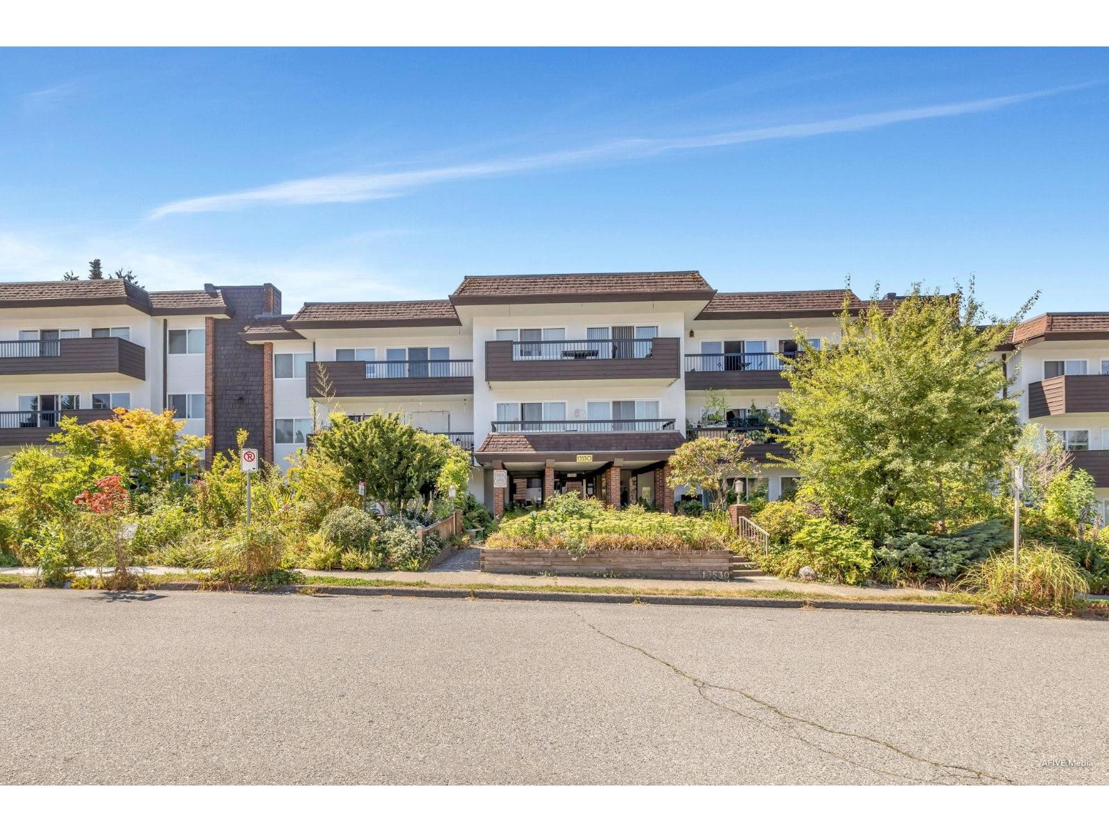 Photo 1 of 304 13530 Hilton Road, Surrey BC