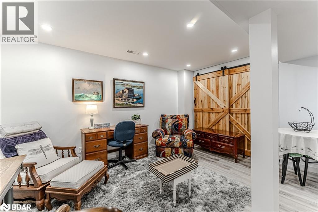 Photo 4 of 132 Benson Drive, Barrie ON