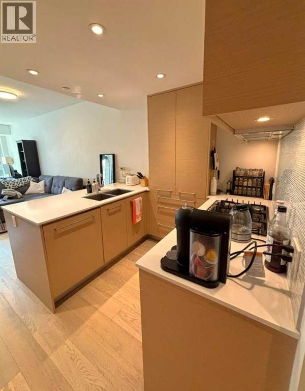 Photo 13 of 413 1025 5 Avenue Sw, Calgary AB
