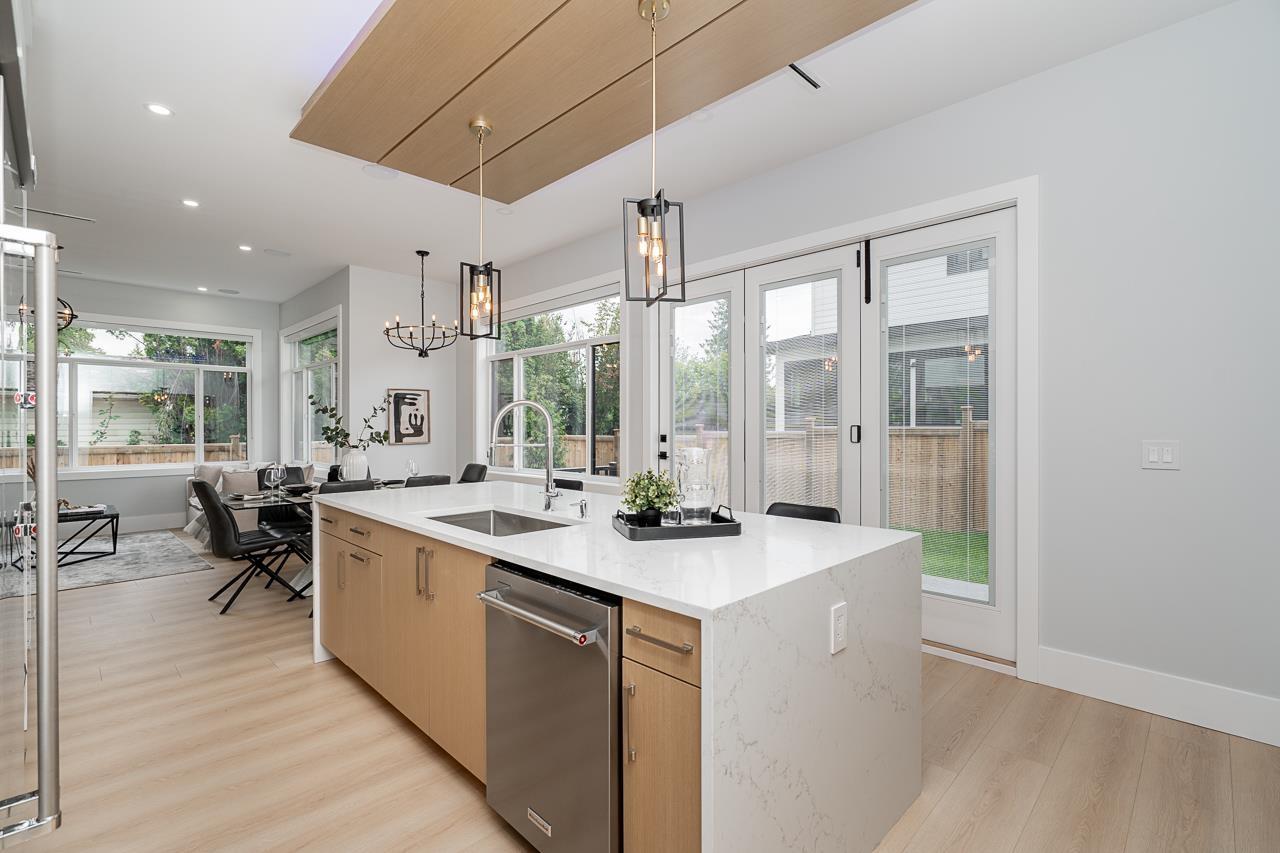 Photo 12 of 7121 204 A Street, Langley BC